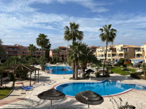 Tropical Paradise in Harbour Paphos, Central & Close to Beach